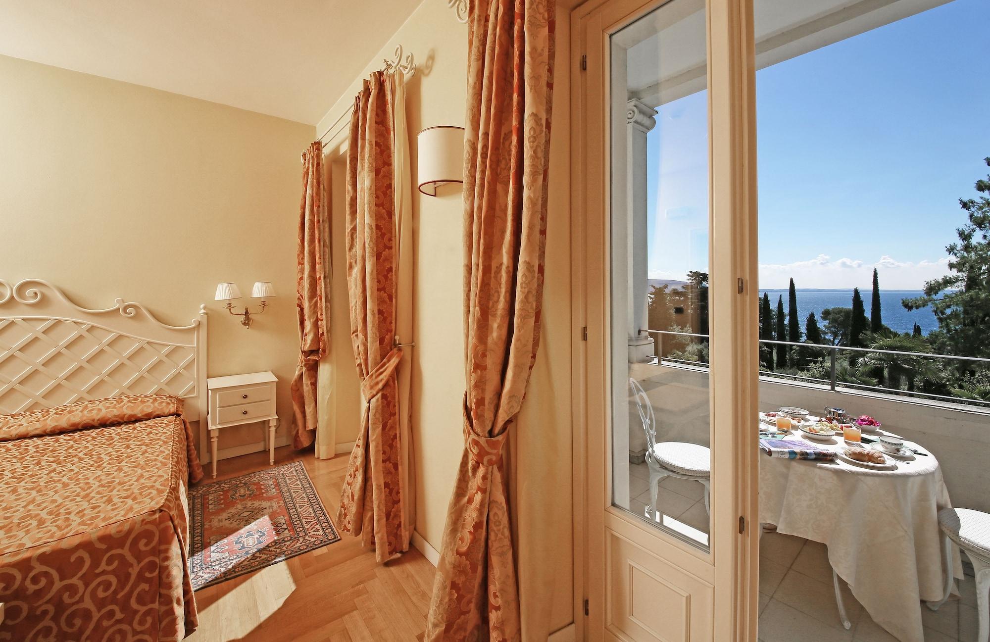 Villa Sofia Hotel Gardone Riviera Dış mekan fotoğraf