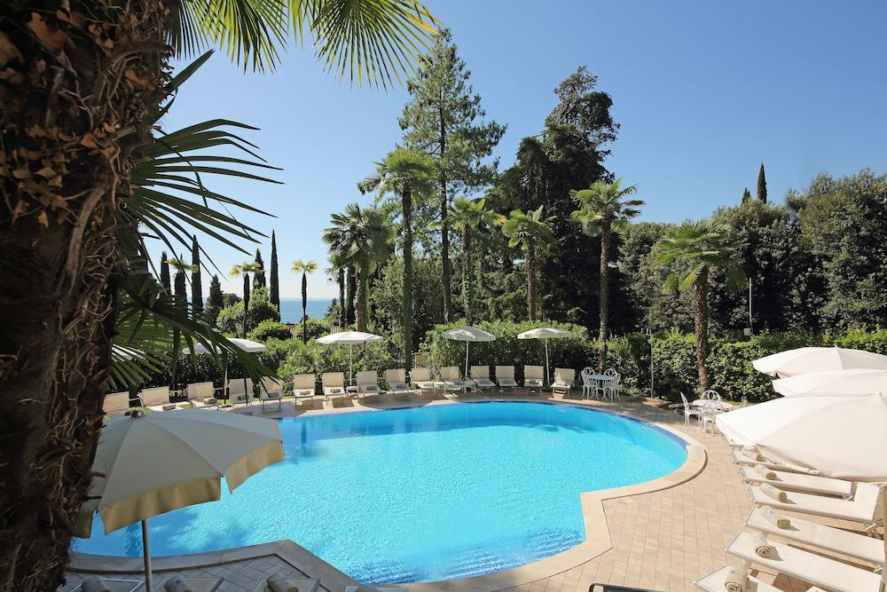 Villa Sofia Hotel Gardone Riviera Dış mekan fotoğraf