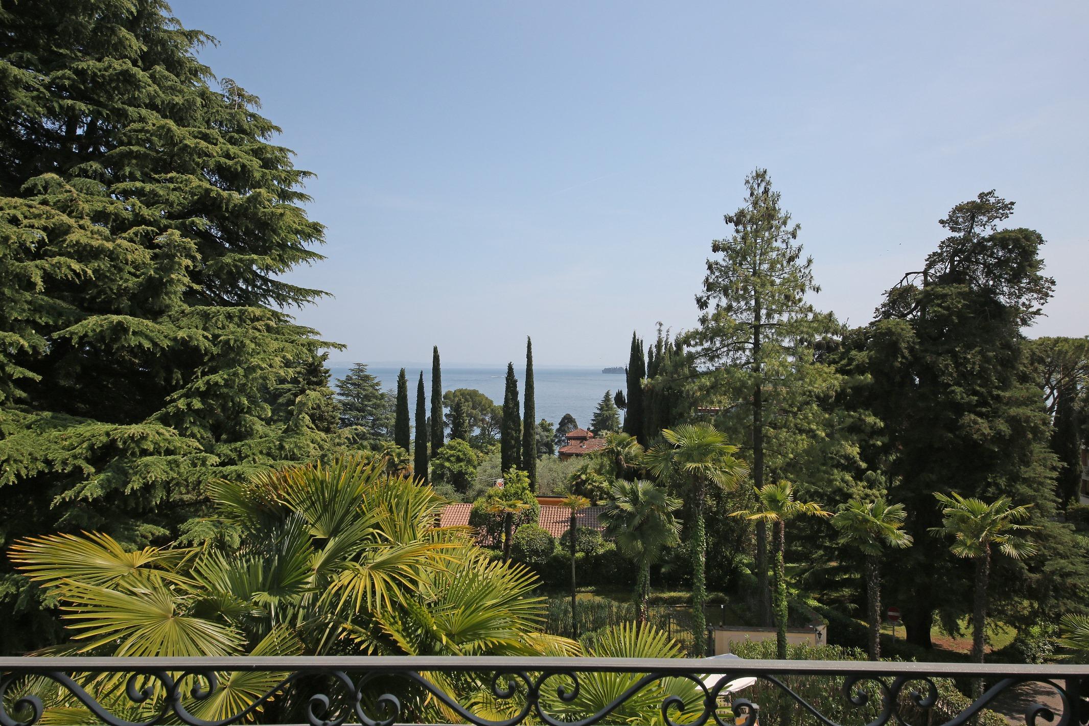 Villa Sofia Hotel Gardone Riviera Dış mekan fotoğraf