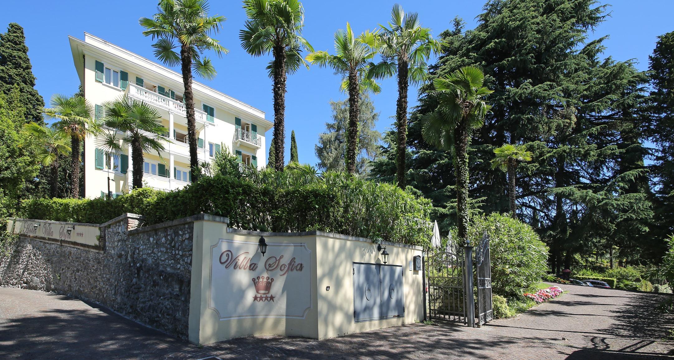 Villa Sofia Hotel Gardone Riviera Dış mekan fotoğraf