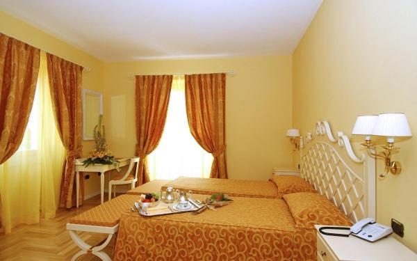 Villa Sofia Hotel Gardone Riviera Dış mekan fotoğraf