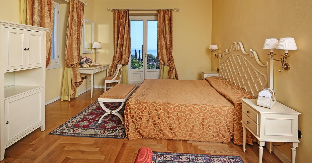 Villa Sofia Hotel Gardone Riviera Dış mekan fotoğraf